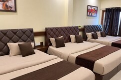 Rooms of Soul Stays 4 Bed 14 Minutes from Mahakal
