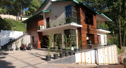 Ambaram 4BR Villa With Jacuzzi and Private Lawn Room Type - Ambaram 4BR Villa With Jacuzzi and Private Lawn