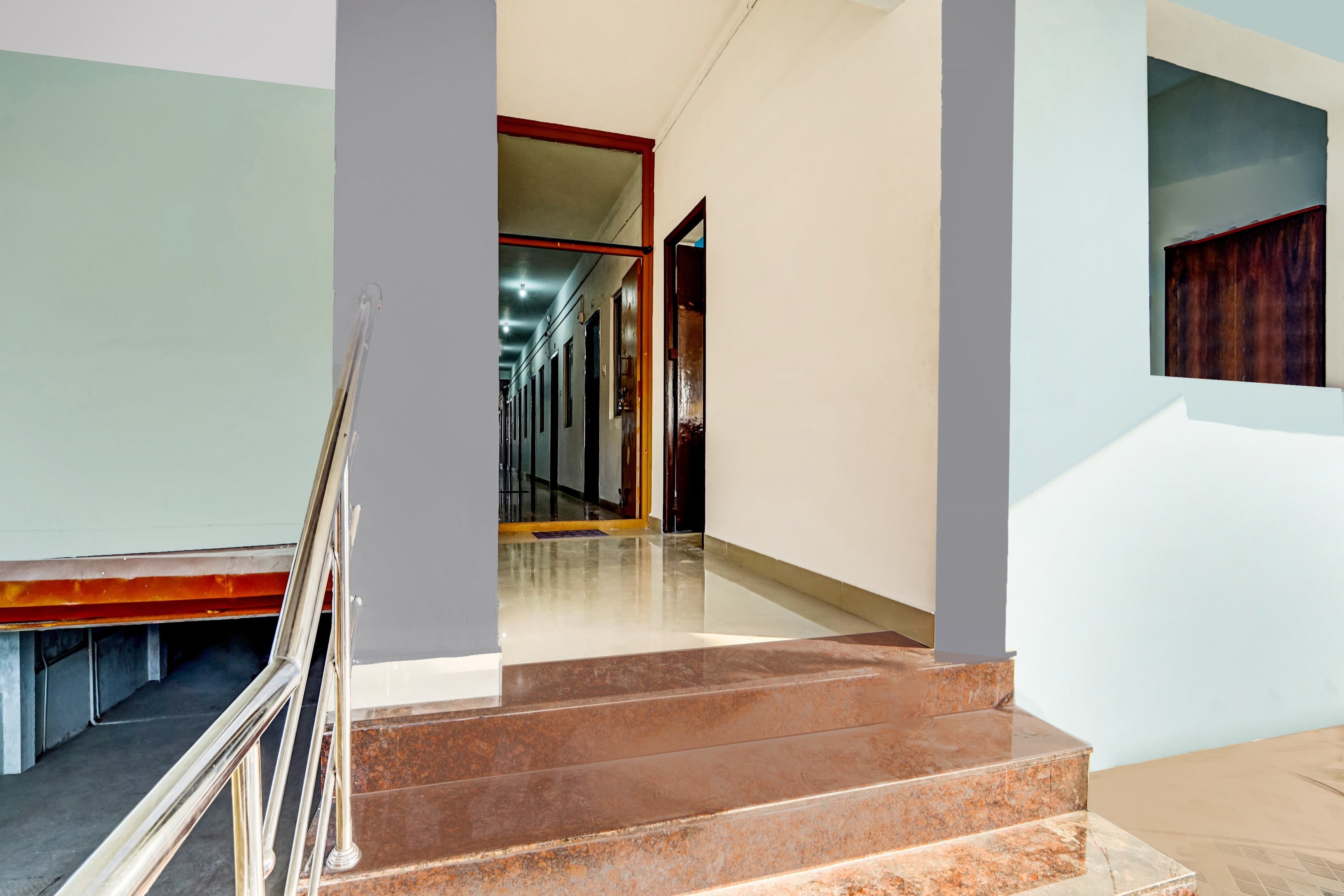 Super Hotel O Okkilipalayam - Tap to explore photos