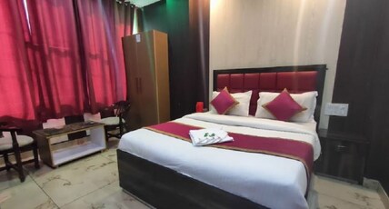 Hotel Laxman Jhula Inn Room Type - SUPER Deluxe