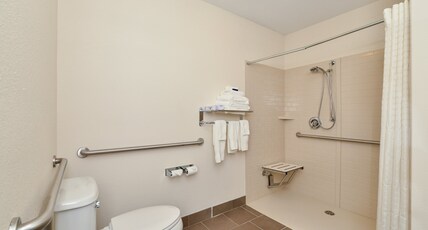 Candlewood Suites MONAHANS, an IHG hotel Room Type - 1 King Studio Ste Comm Access Roll Shwr