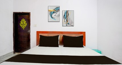 Hotel O The Palm Leaf Room Type - Classic
