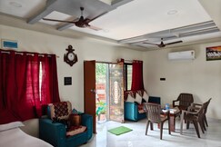 Evergreen Home Stay