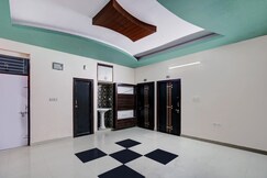 Hotel O Rudra palace