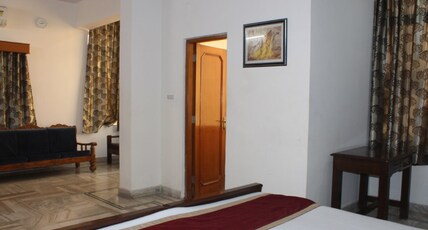 HOTEL SUKHVILAS Room Type - Standard Room