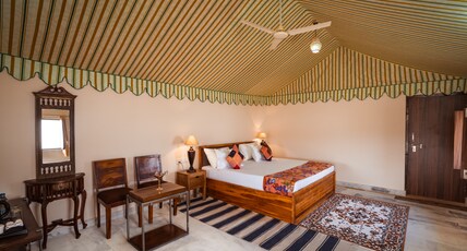 Desert Vista Camp Room Type - Luxury Swiss Tent