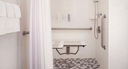 Hampton Inn Ogallala Room Type - 1 KNG ACC ROLLIN SHWR