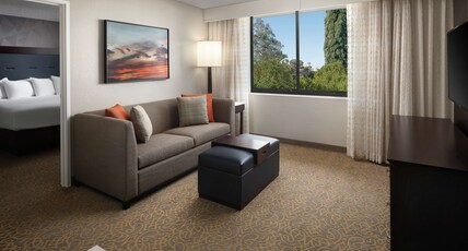 Embassy Suites by Hilton Tucson East Room Type - 2QUEEN STE MOB ACC W  TUB
