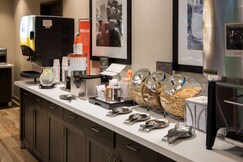 Hampton Inn & Suites by Hilton Seattle/Redmond