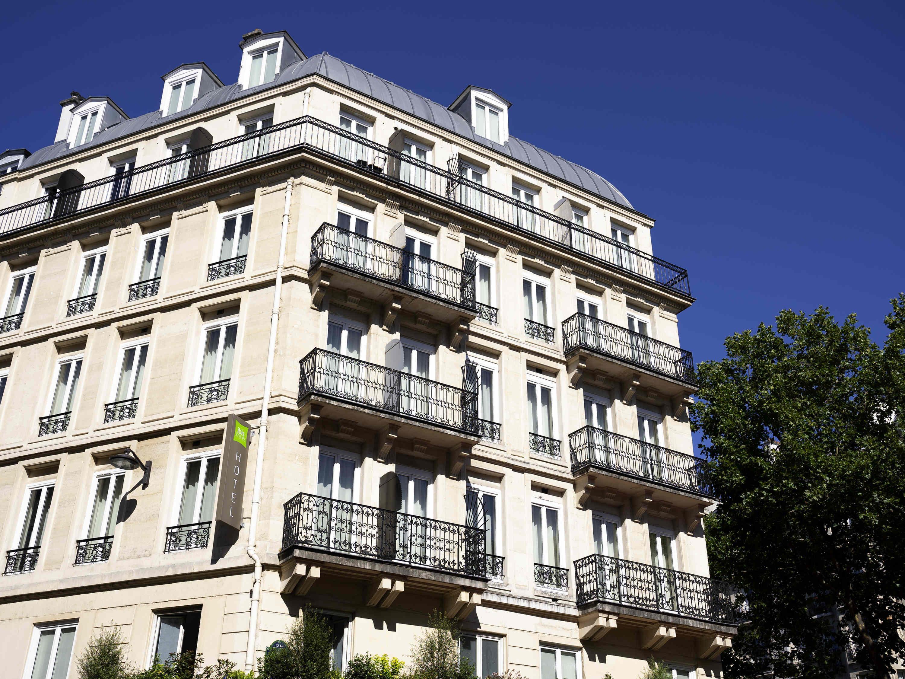 ibis Styles Paris Gare de Lyon TGV - Tap to explore photos