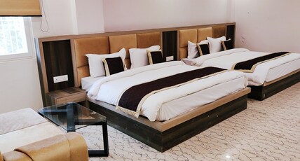 GOLDEN PALMS Room Type - Twin Double