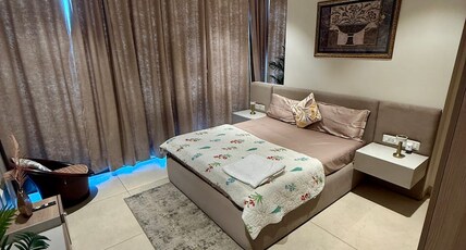 HighRise Heaven | Luxury 2BHK | M3M One Key Room Type - HighRise Suite 15th Floor With 290 Degree View
