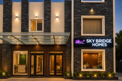 Sky Bridge Homes | Mountain Stay Near Glass Bridge