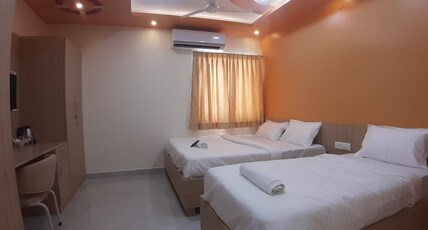 JFIVE RESIDENCY Room Type - MASTER SUITE