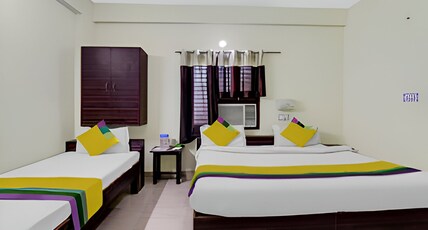 Hotel Pragati Palace Room Type - Super Deluxe Room