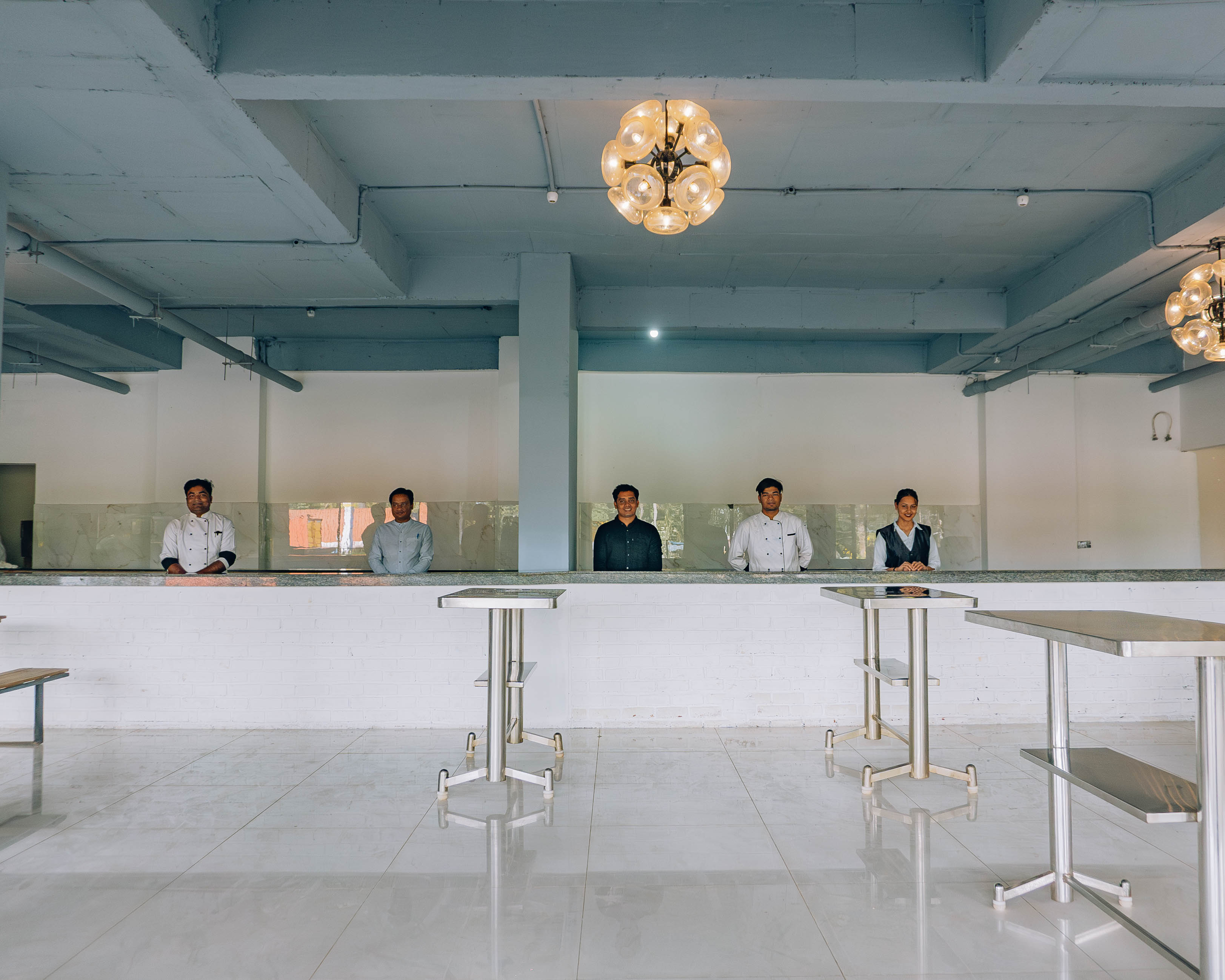 THE ELITE SERVICE APARTMENTS - Tap to explore photos