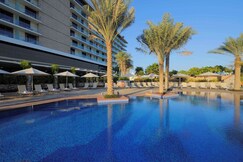 Yas Plaza Bay by IHG - Theme Park Access