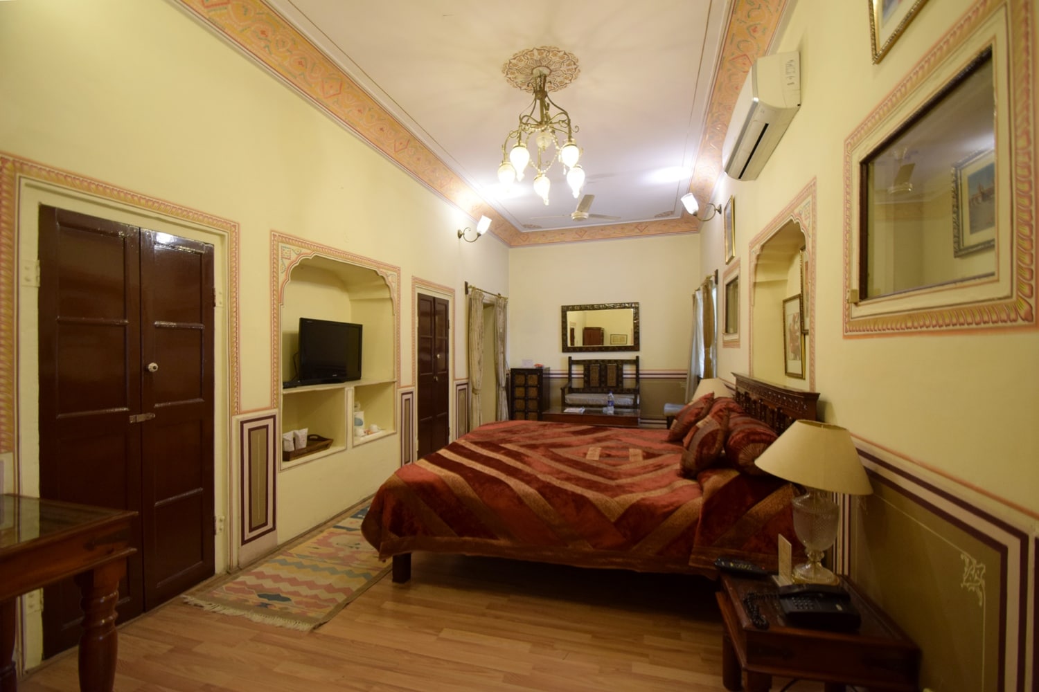 Main gallery