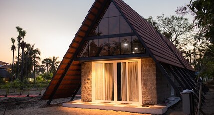 Joes Beach Shack Room Type - Deluxe Cottage