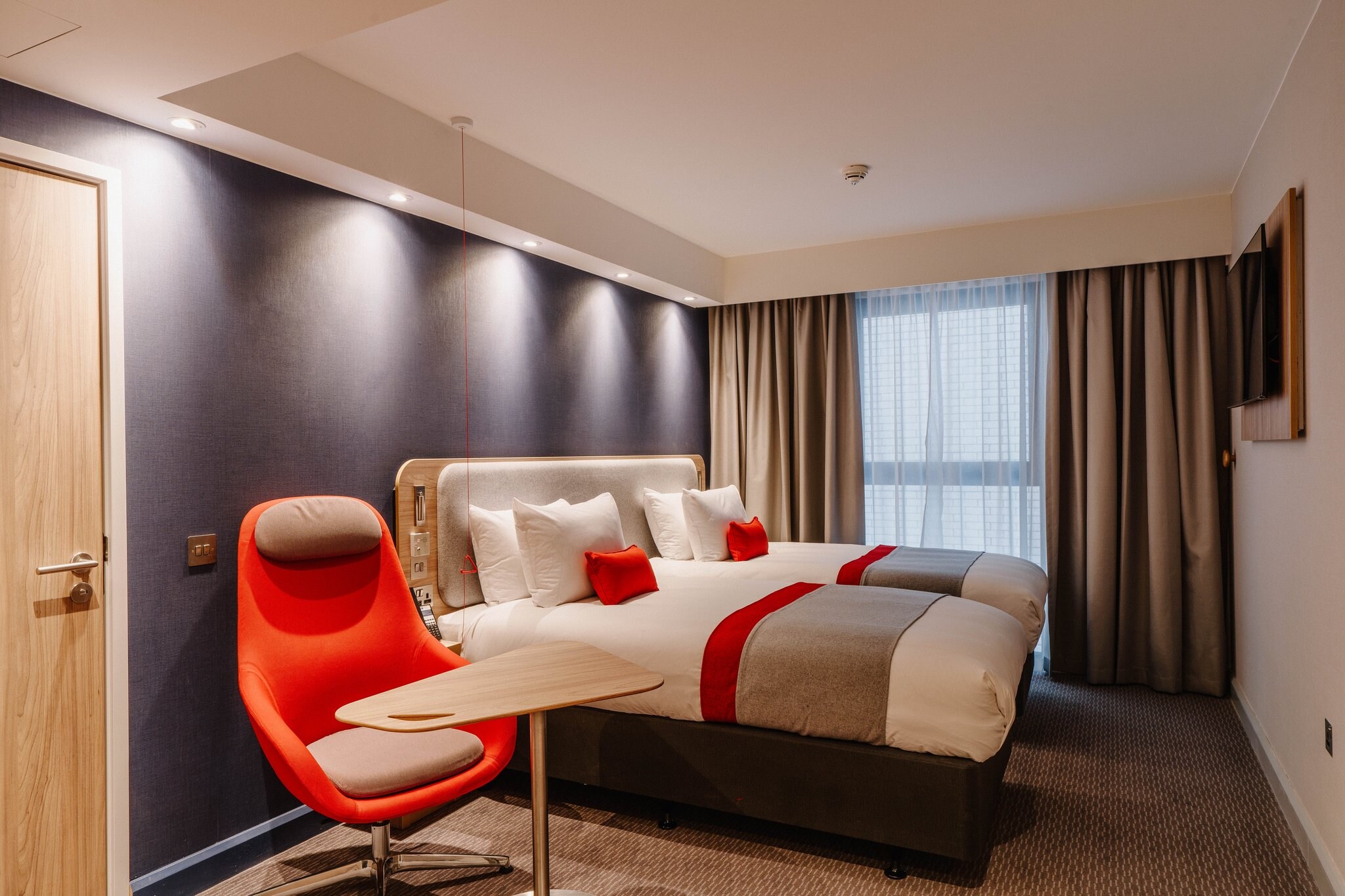 Holiday Inn Express LIVERPOOL - CENTRAL - Tap to explore photos