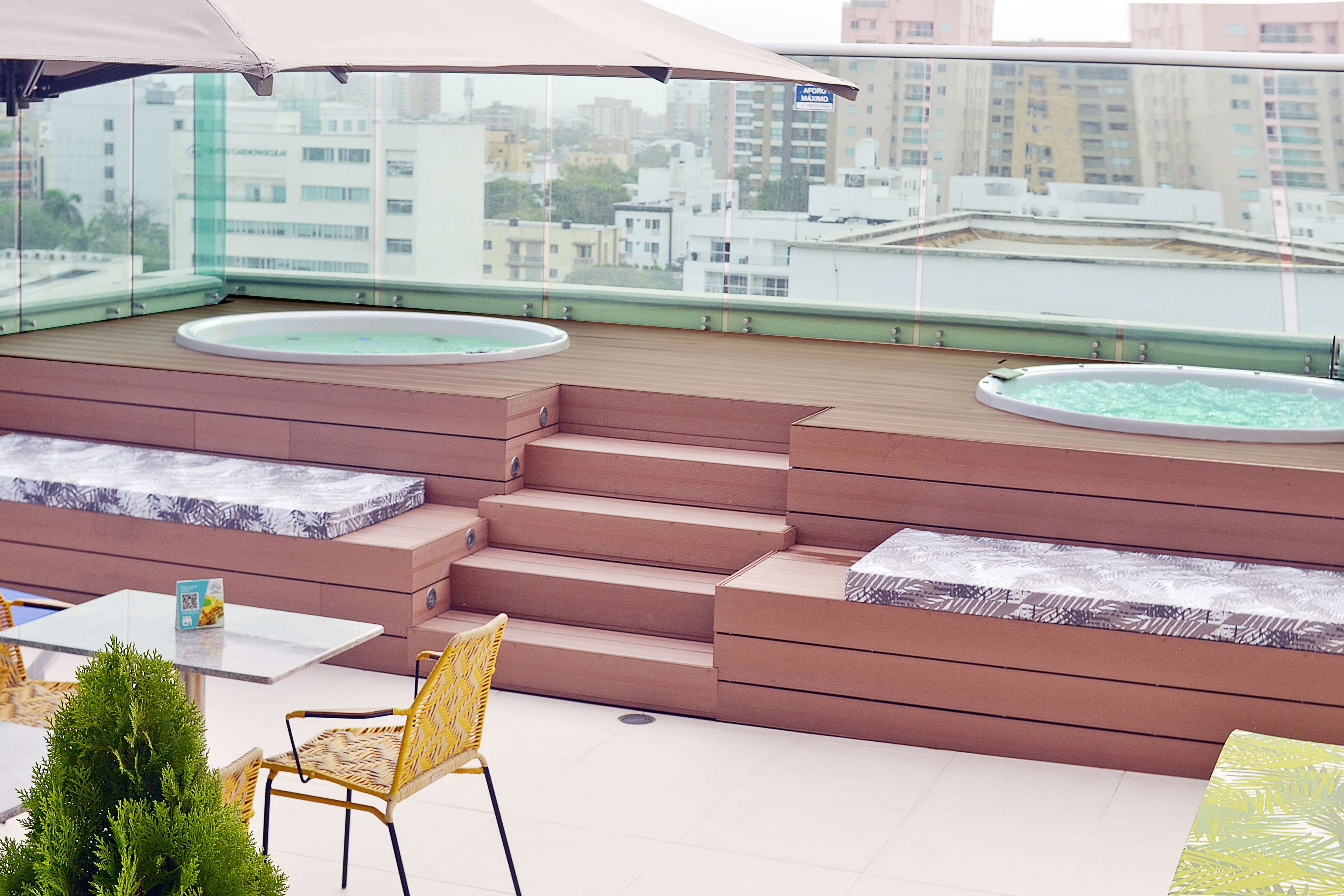 Hampton by Hilton Barranquilla - Tap to explore photos