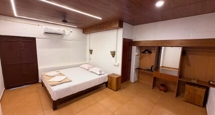 AD 1967 Heritage Stay by Onespace Room Type - Deluxe Double Room with AC and Garden View - Thamara