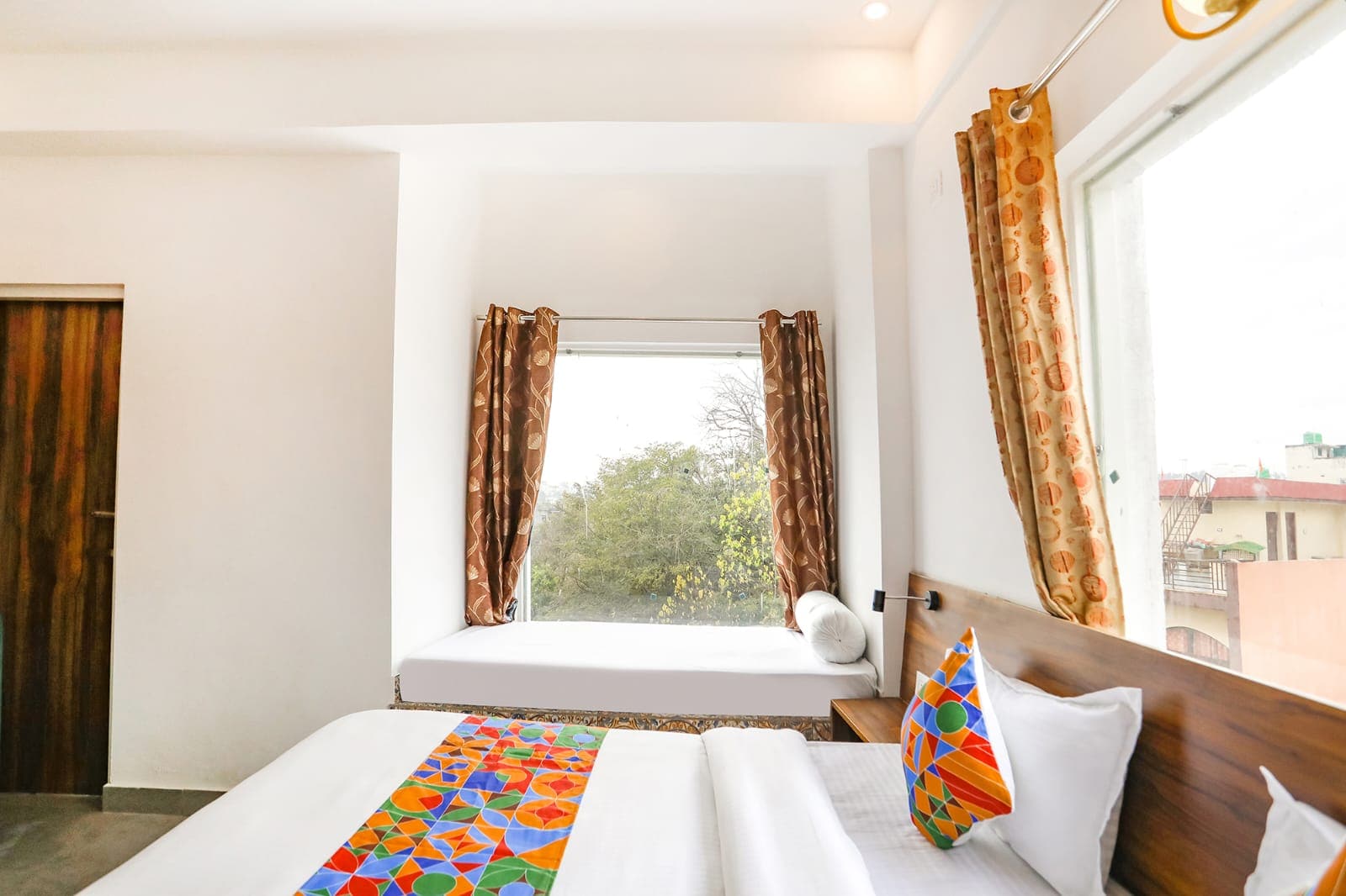 Hotel Montreal Rishikesh by Madhuban Inn - Tap to explore photos