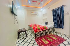Bebi Palace Varanasi