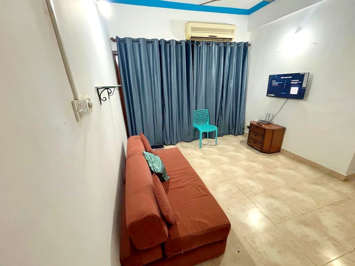 The Vivid Abode Beautiful 2 BHK near Fat Fish - Tap to explore photos
