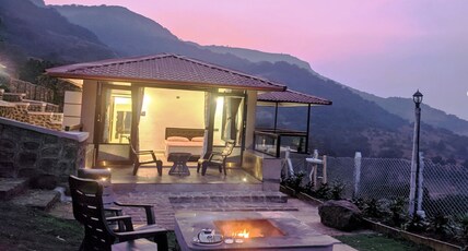 Trikaya Retreat Room Type - Yahvi - The Forest Abode room
