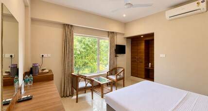 Lake View Resort Room Type - Classic Room Lake View Resort Room Type - Classic Room