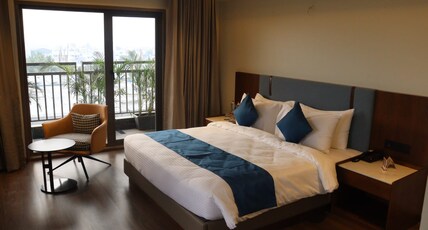 Hotel Stoneleaf Room Type - Deluxe Room with Balcony