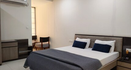 Sai Krupa Lawn And Regency Room Type - Suite Room Sai Krupa Lawn And Regency Room Type - Suite Room