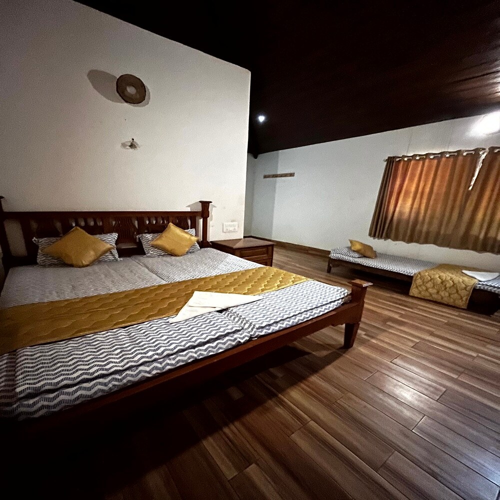 Forest Trails Adventure Resort - Royal Camping Club - Tap to explore photos