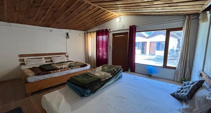 Sky Lark Huts And Cottages Room Type - Super Delux Rooms