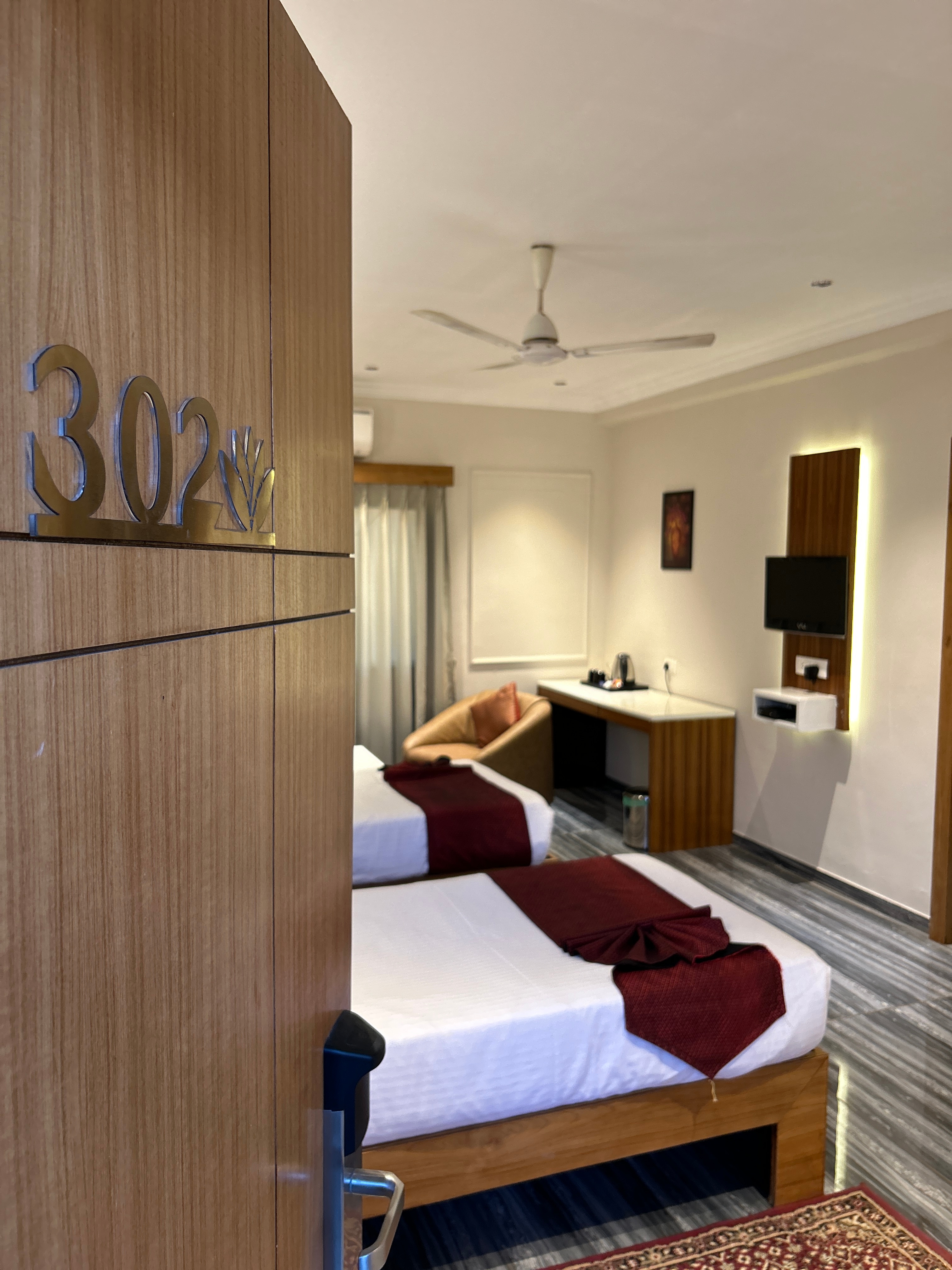 Alba Premier, Kolhapur(A Unit of Jotiba Hotels) - Tap to explore photos