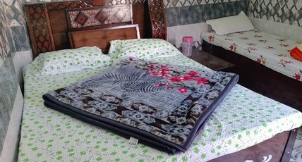 Shani Homestay by StayApart Room Type - Triple Bedroom