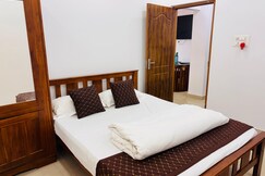 Posh 1 BHK Apartment with Temple View in Guruvayur