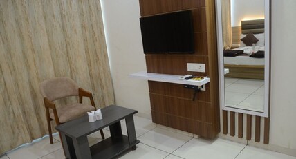 Hotel Paramount Room Type - SUPER DELUXE