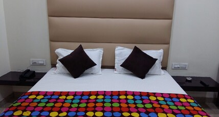 Hotel Samrat Room Type - Deluxe
