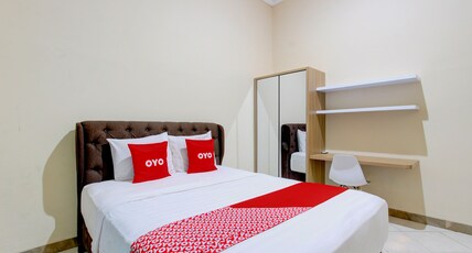 Hotel O Delia Inn Syariah Room Type - Indonesia Standard Double Hotel O Delia Inn Syariah Room Type - Indonesia Standard Double
