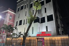 Hotel Aston International