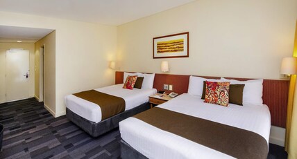 Mercure Alice Springs Resort Room Type - Deluxe Room with 2 Queen Sized Beds with Balcony and River or Garden Views
