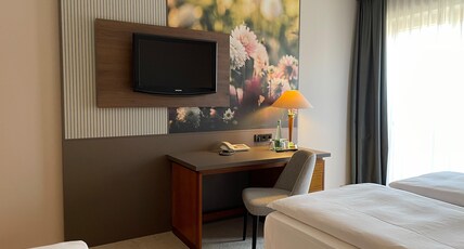 Mercure Hotel Gera City Room Type - Standard Double Room for up to 3 Guests Mercure Hotel Gera City Room Type - Standard Double Room for up to 3 Guests