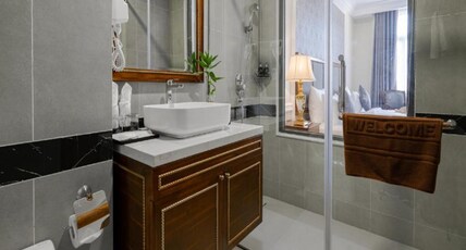 AVS Hotel Phu Quoc Room Type - Family Triple Room with City View