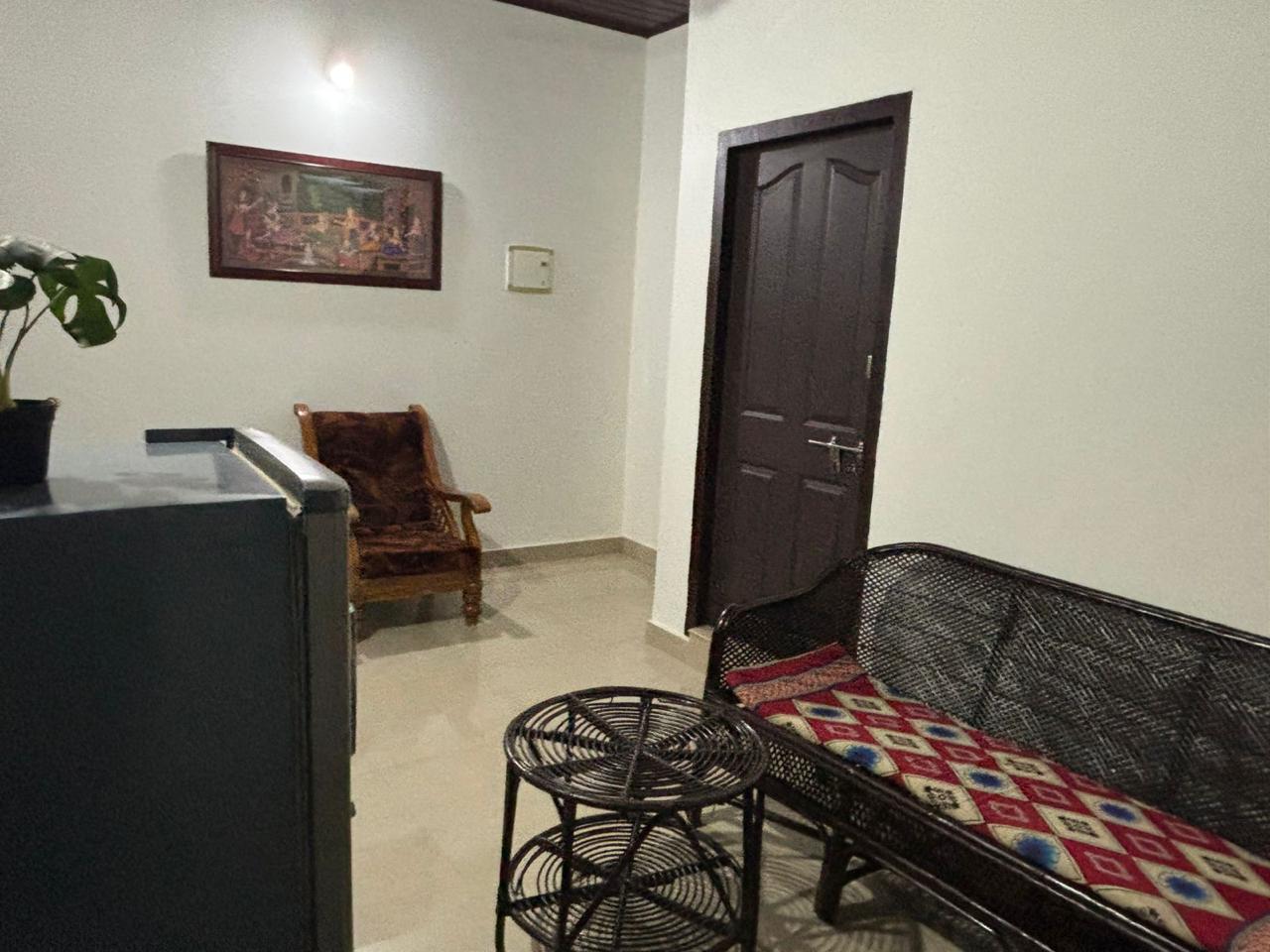 Calicut Greens | Cosy Rooms - Tap to explore photos