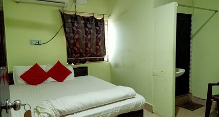 Hotel Shakti Room Type - Deluxe AC Room