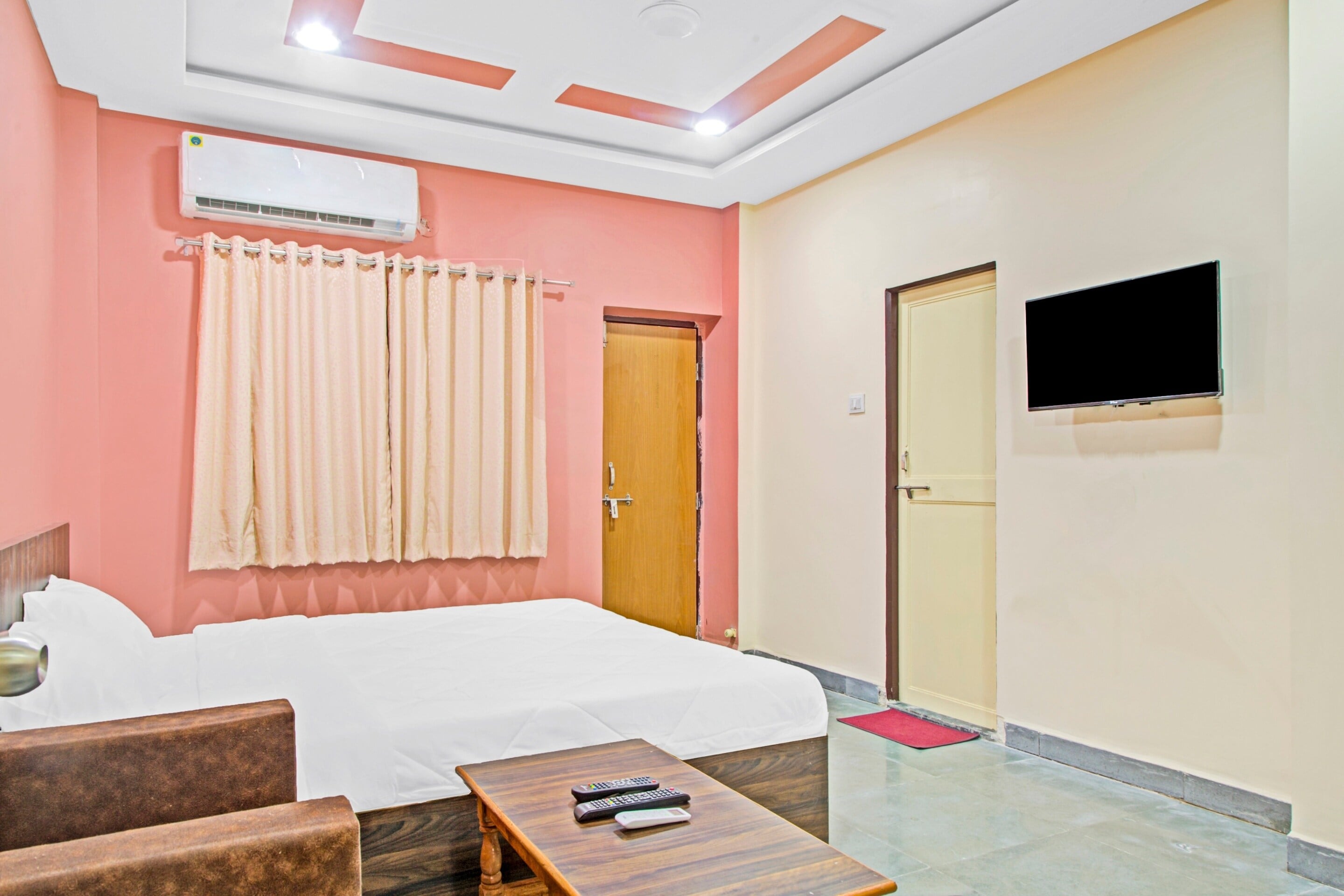 Hotel O Patil 2 - Tap to explore photos