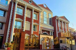 Hotel Cymbal (Sector 31 Gurgaon)