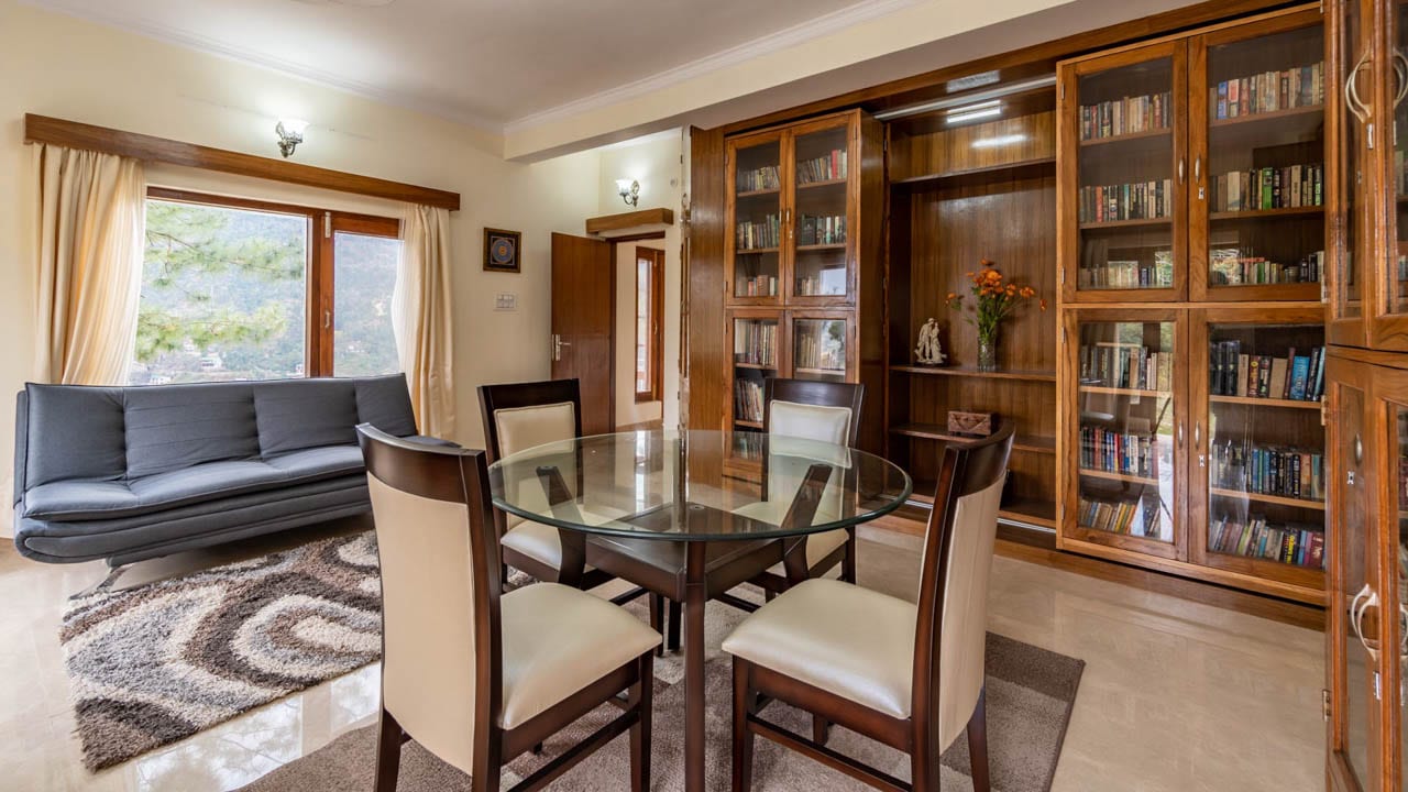 Lake View 3BHK w Pool in Bhimtal |Gargi Cottages - Tap to explore photos